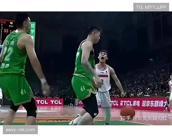 战术犯规判罚标准与边界，裁判如何精准识别漏洞？